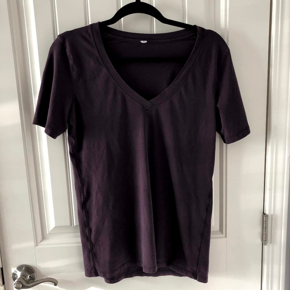 Lululemon | V-Neck Tshirt | Purple *No Size